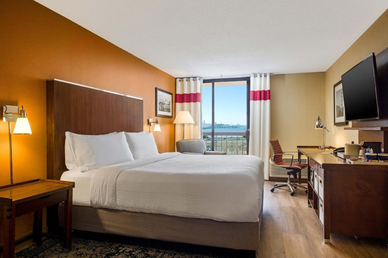 Four Points By Sheraton - San Francisco Bay Bridge Emeryville Exteriör bild