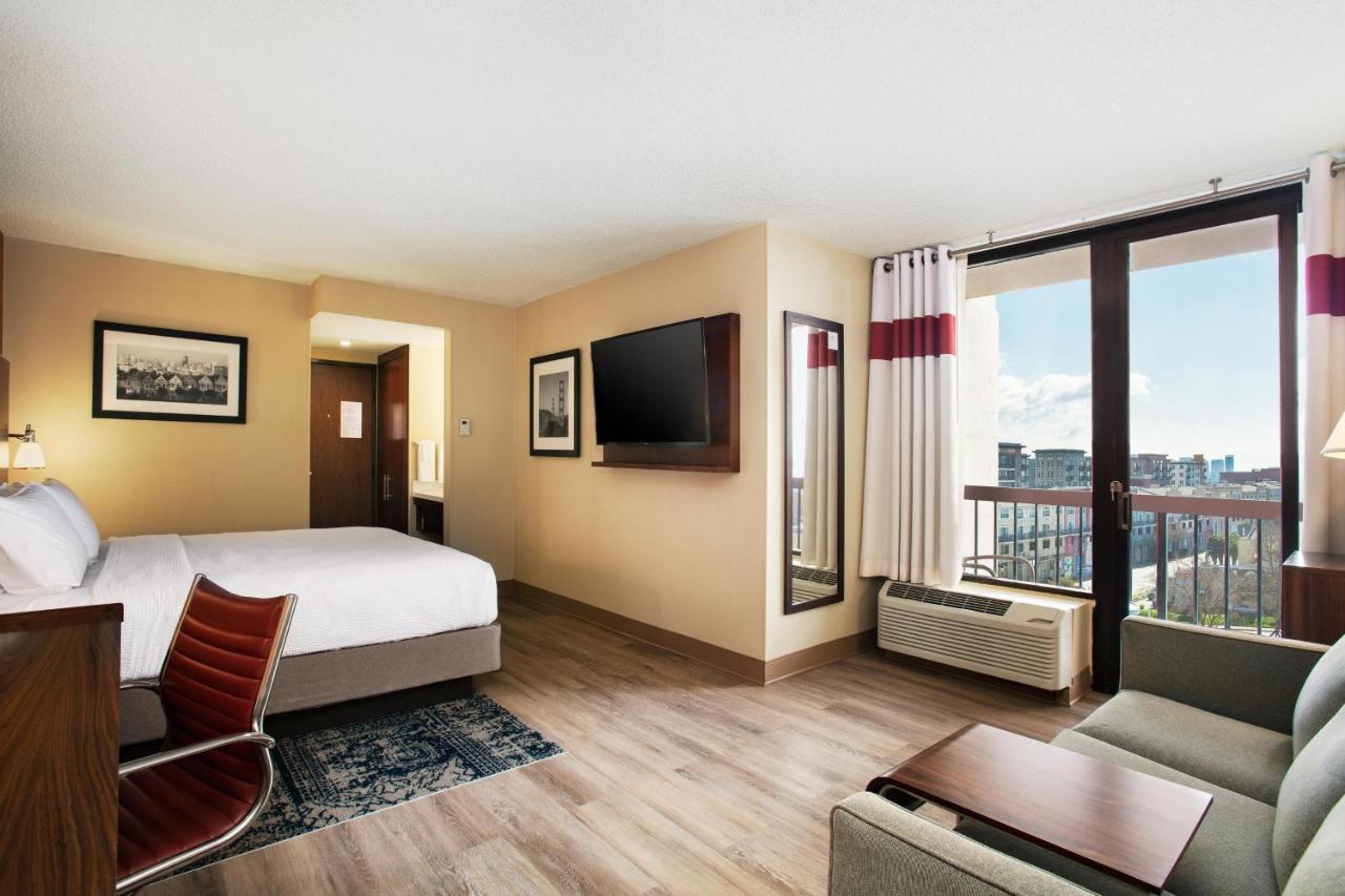 Four Points By Sheraton - San Francisco Bay Bridge Emeryville Exteriör bild