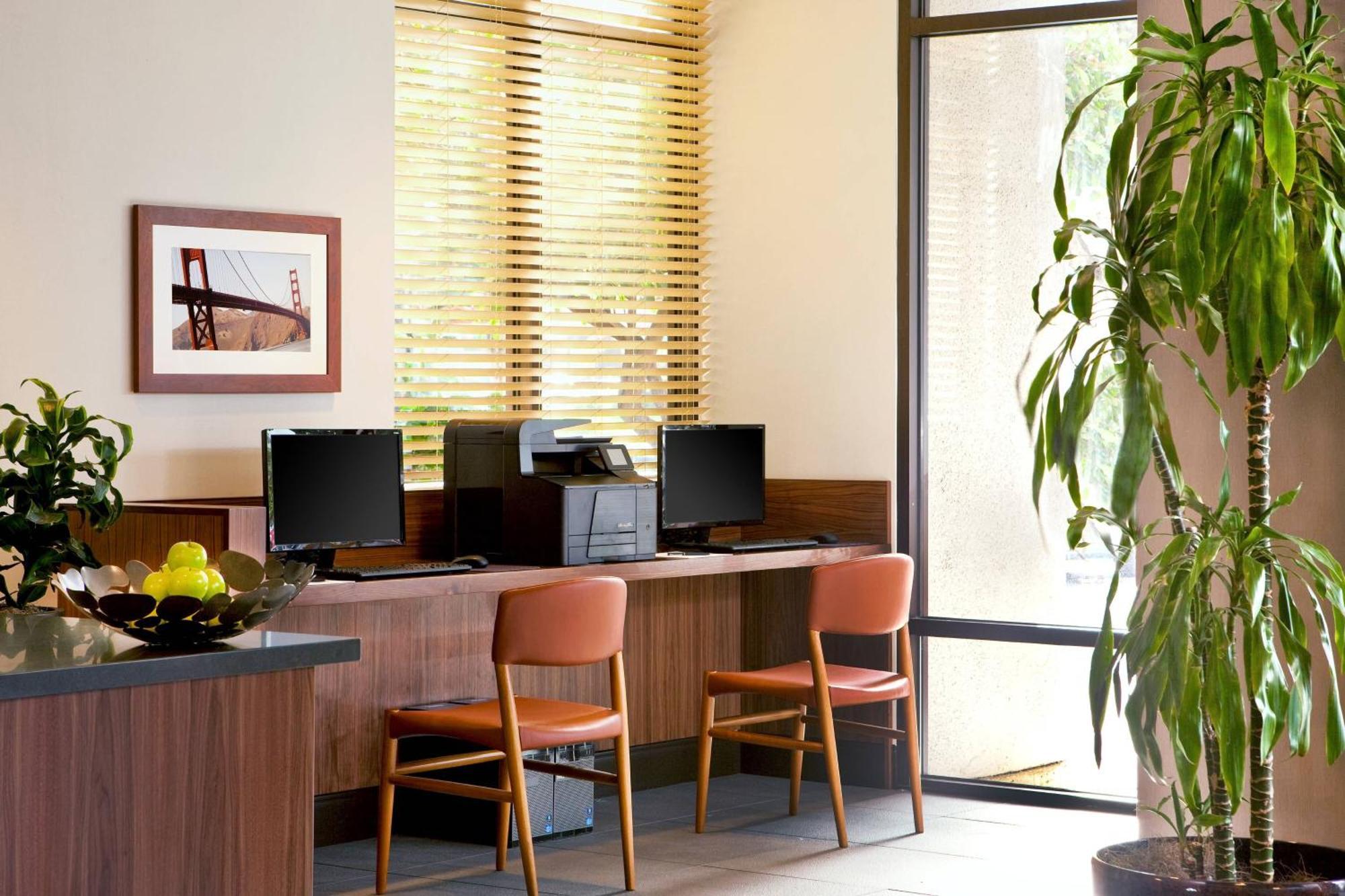 Four Points By Sheraton - San Francisco Bay Bridge Emeryville Exteriör bild